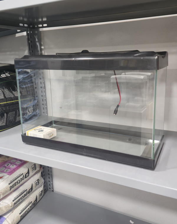 50 cm Siyah Renkli Led Işıklı Akvaryum 50x20x33