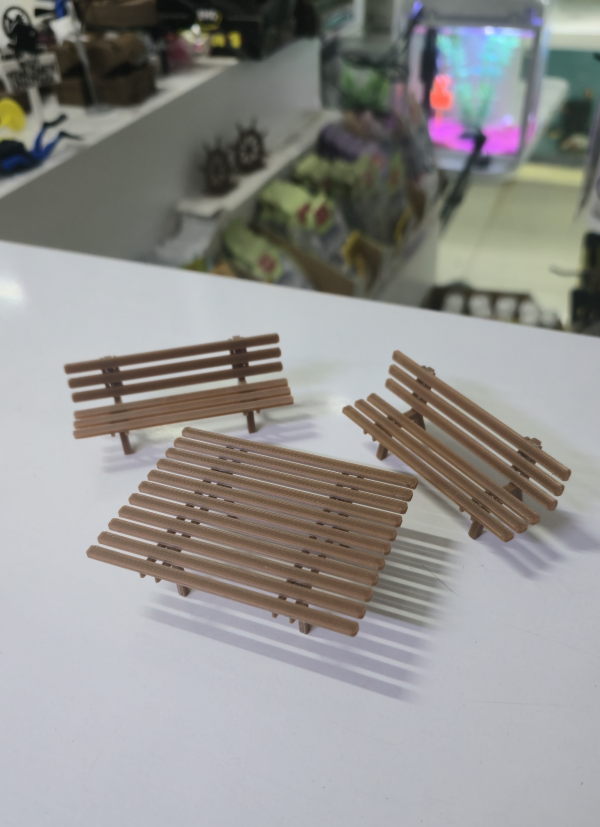 Masa Şeklinde Akvaryum Dekoru